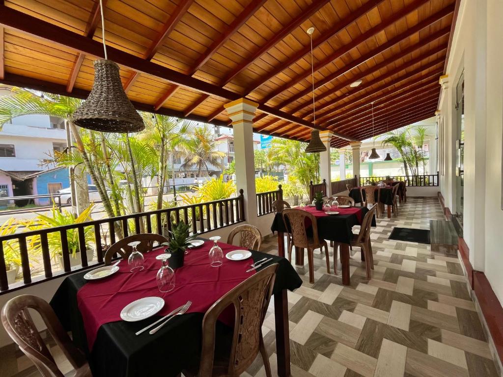 Restoran atau tempat lain untuk makan di Sundowners Guesthouse