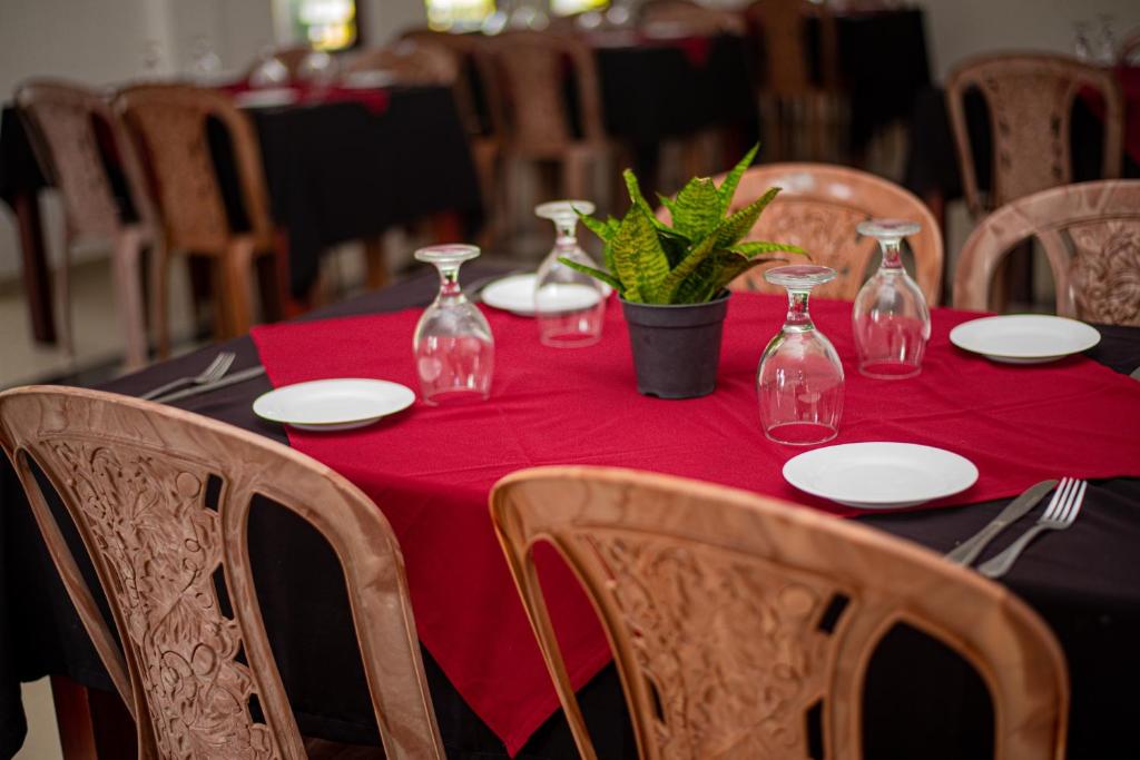 Restoran atau tempat lain untuk makan di Sundowners Guesthouse