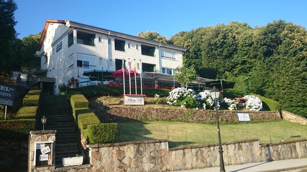 A garden outside Hotel Los Duques