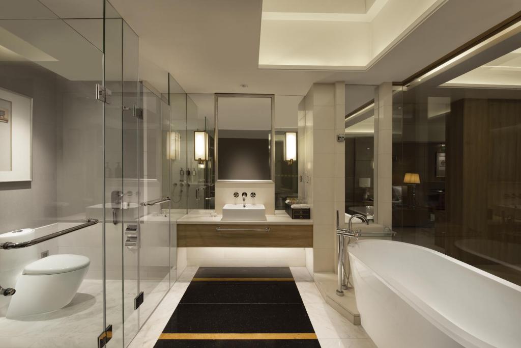 Koupelna v ubytování Dongguan Royal Garden Hotel