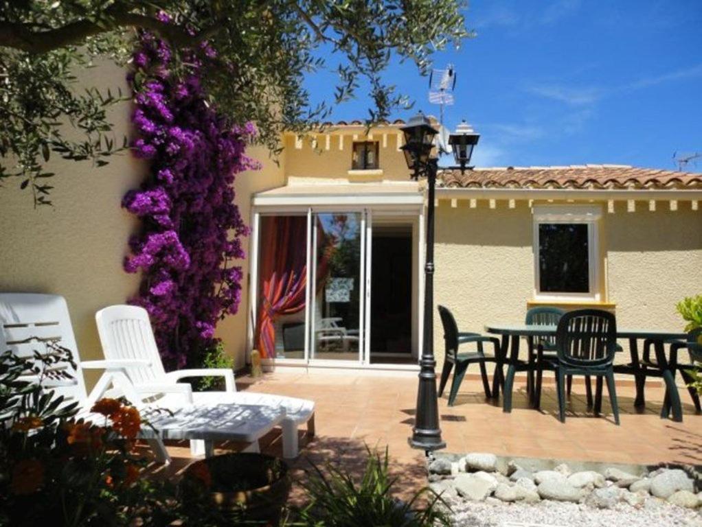 Photo de la galerie de l'établissement Proche commerces et plage charmant pavillon très bien équipé - 6AYG10, à Saint Cyprien Plage