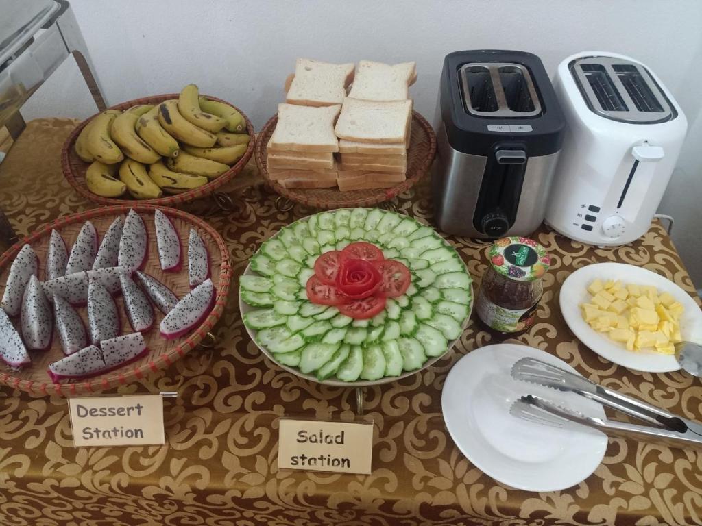 Jídlo v hotelu nebo okolí