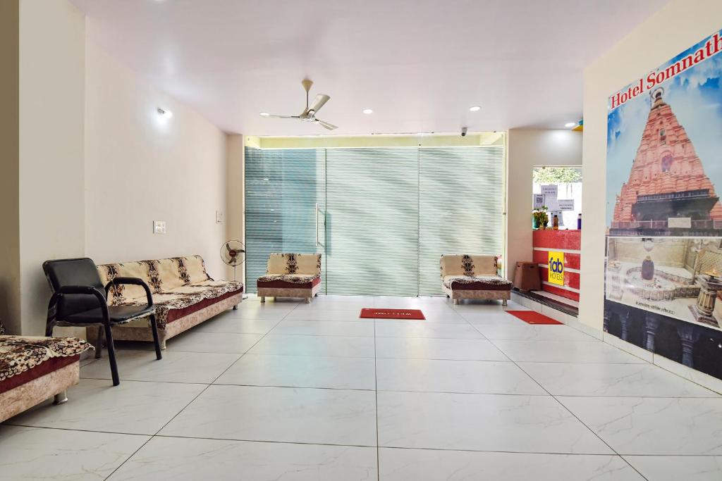 Posezení v ubytování FabHotel Somnath
