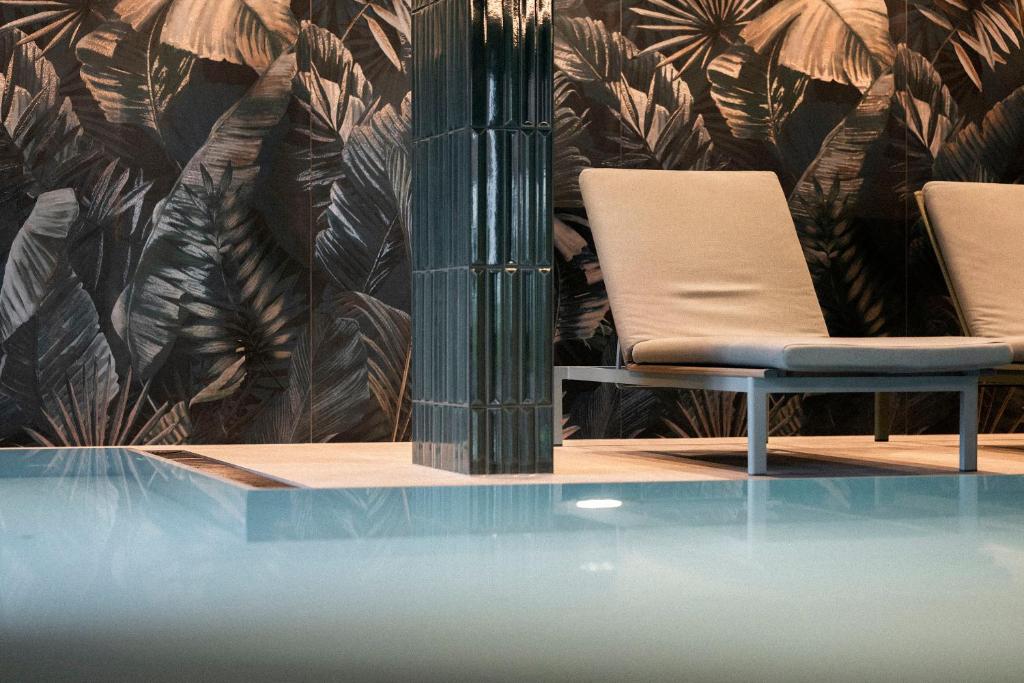 Bazén v ubytování Wellnesshotel Wittelsbach nebo v jeho okolí