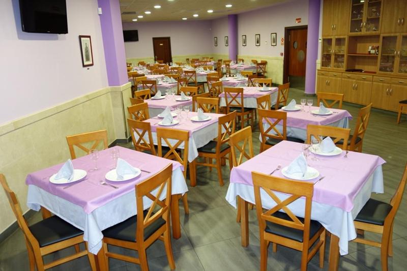Restaurace v ubytování Hotel Reyes De León