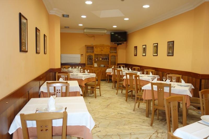 Restaurace v ubytování Hotel Reyes De León