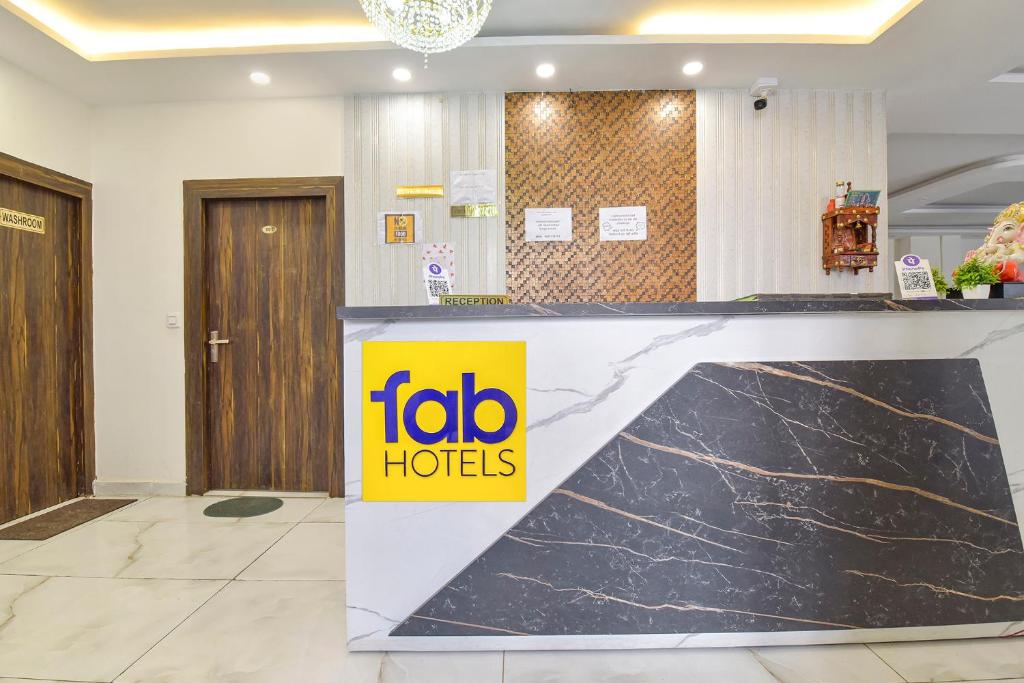 Vstupní hala nebo recepce v ubytování FabHotel Dev Palace