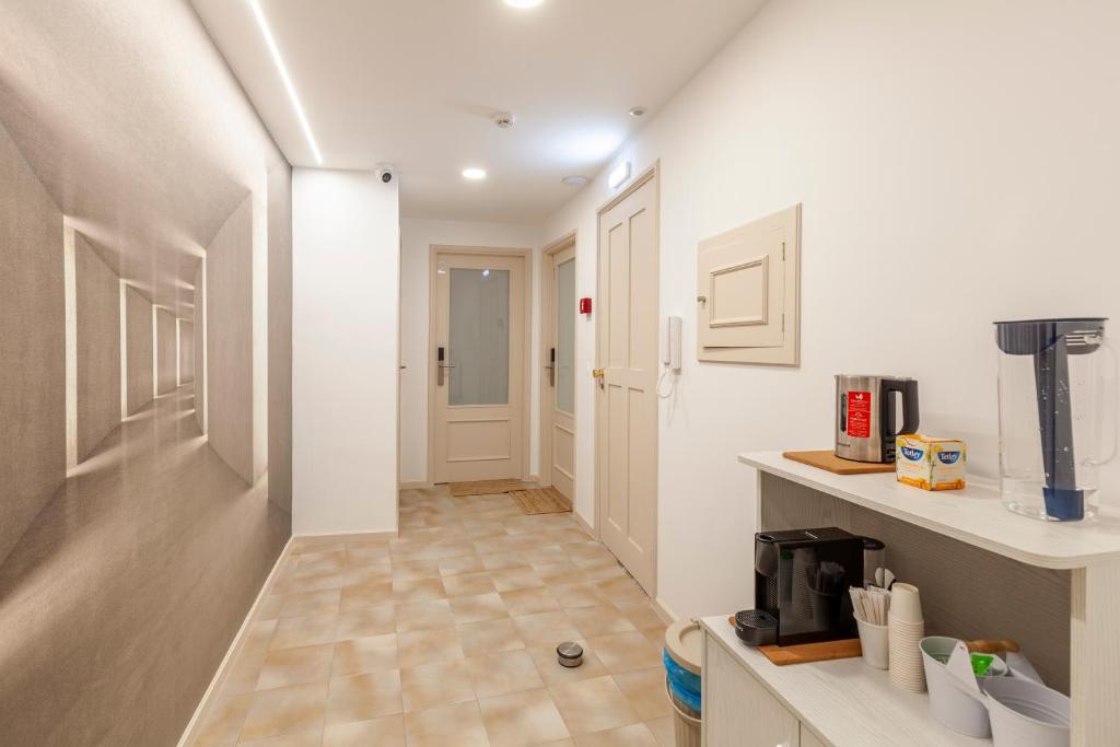 Rooms4you 2 in historic center of Braga - 11