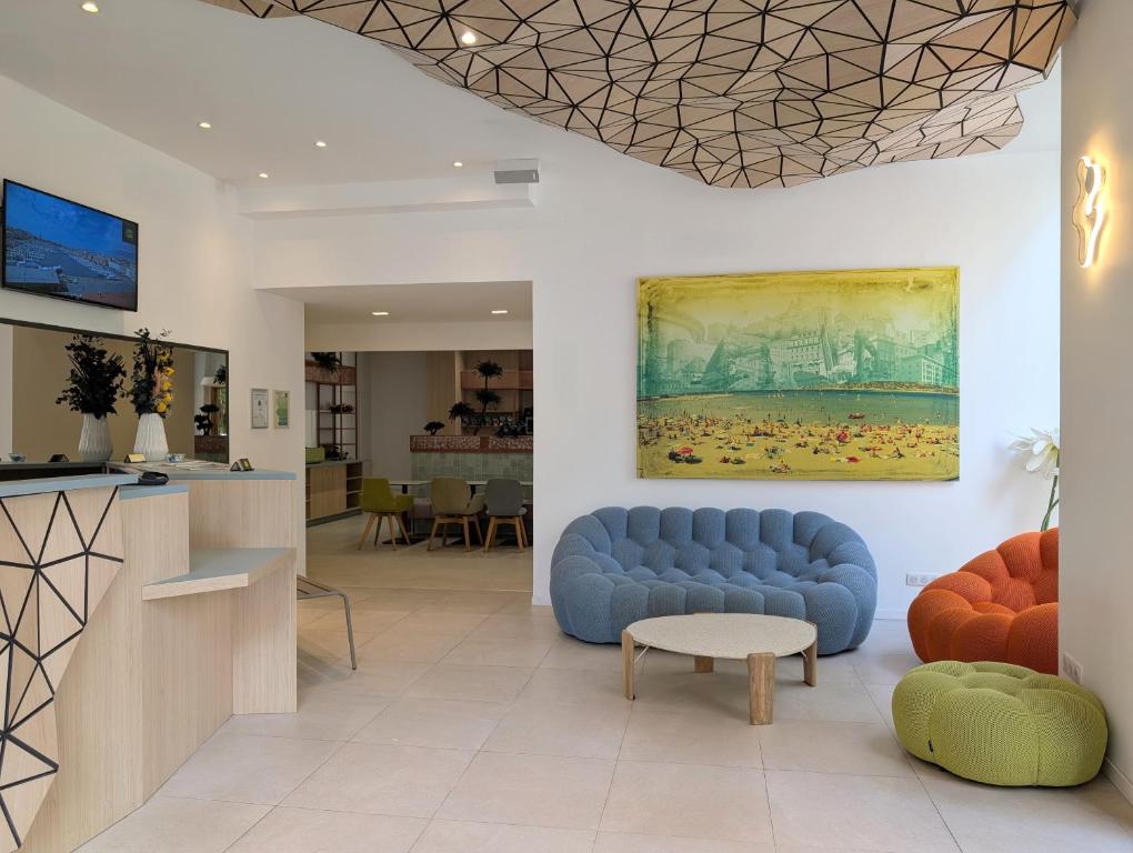 Hôtel Carré Vieux Port - Resim 5