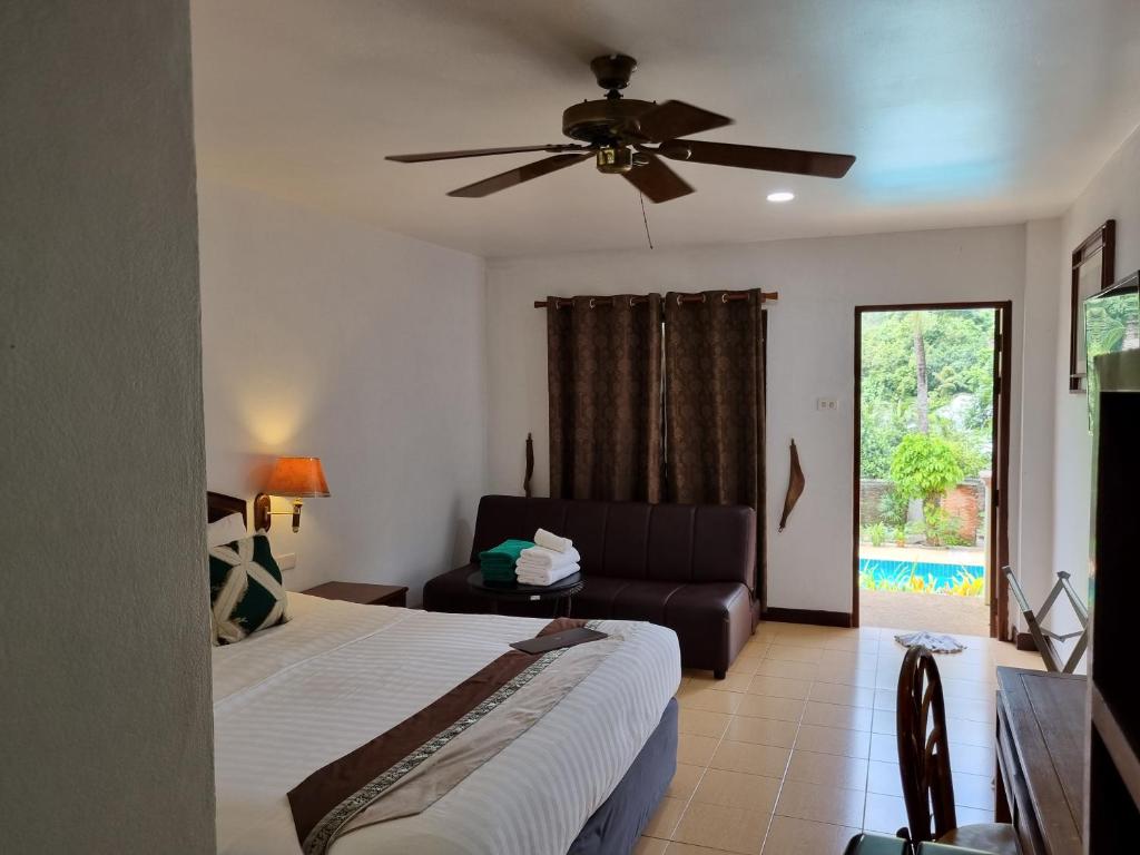 Kata Interhouse Resort by Haii Collection - Resim 37