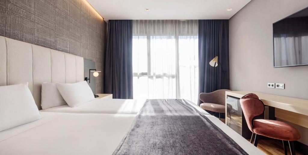 Ilunion Alcalá Norte - Standard Double Room Pet Friendly