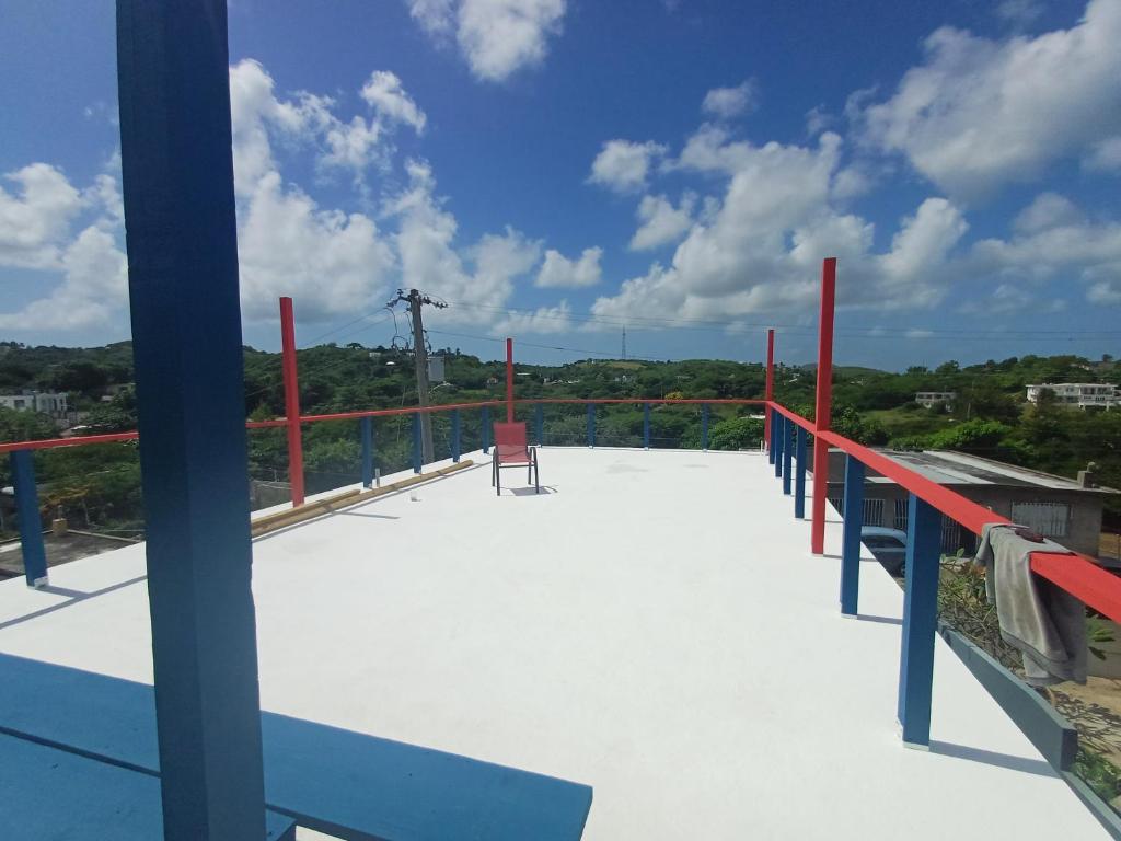 Fotografie z fotogalerie ubytování Rooster Run Guest House offers Vieques travelers newly furnished quaint affordable airconditioned rooms and only steps from the Ferry and nearby beaches v destinaci Moscou