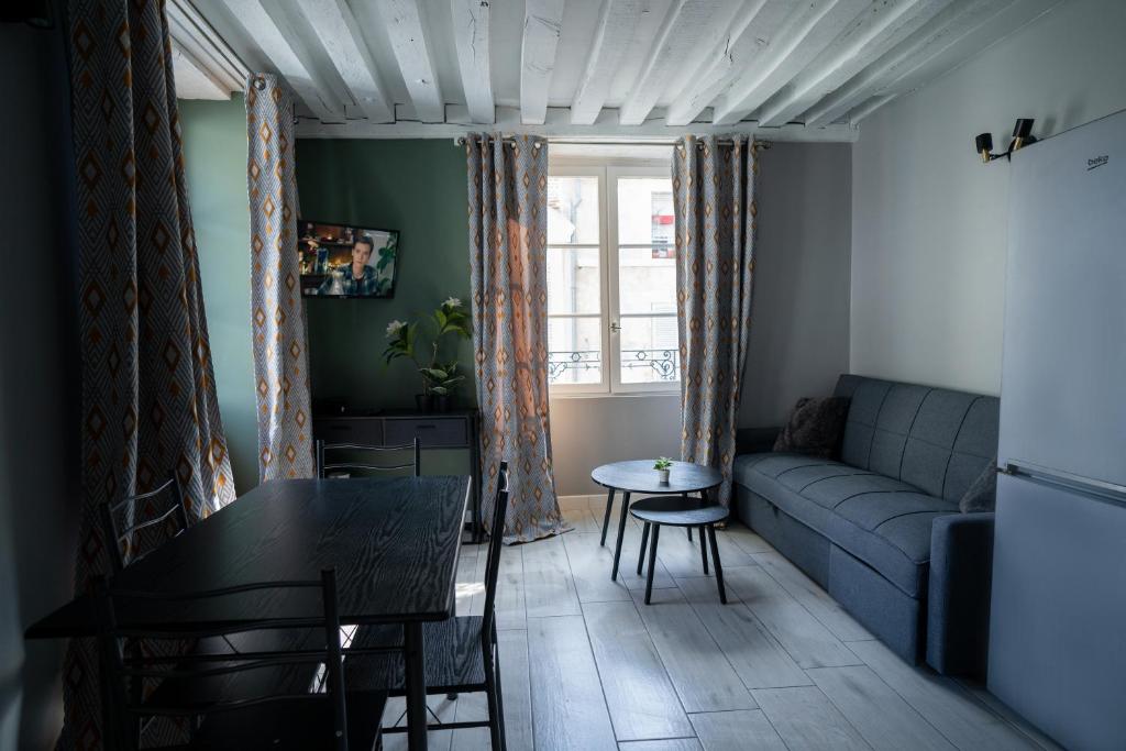 CELESTE APPART - Grand appartement centre ville - Refait à neuf - Housity