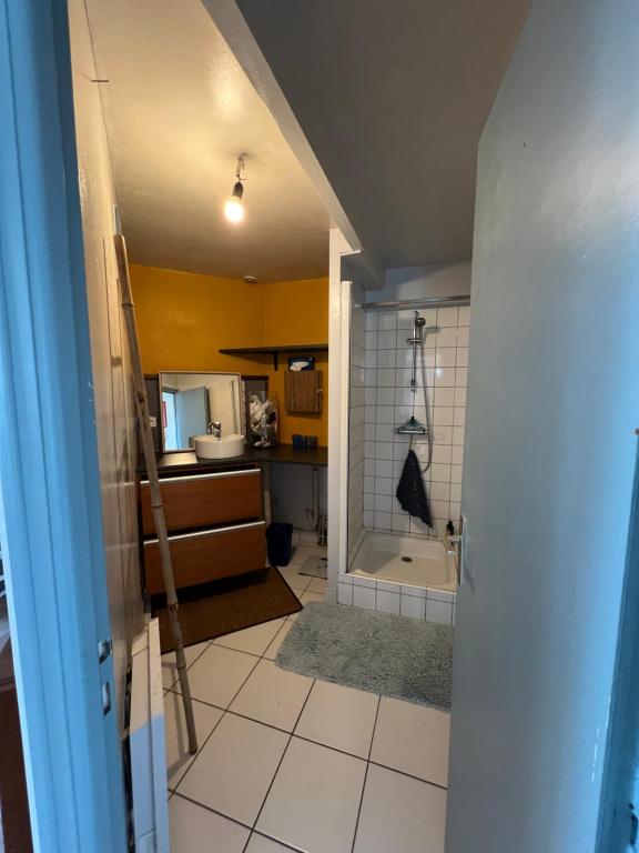 Kuchyň nebo kuchyňský kout v ubytování Appartement à Arradon
