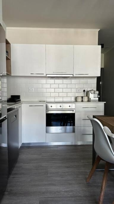 308 Mossel Cove Style Deluxe - Image 5