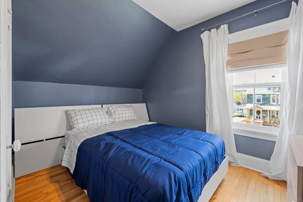 B&B's Summerside Getaway - Maison De Trois Chambres