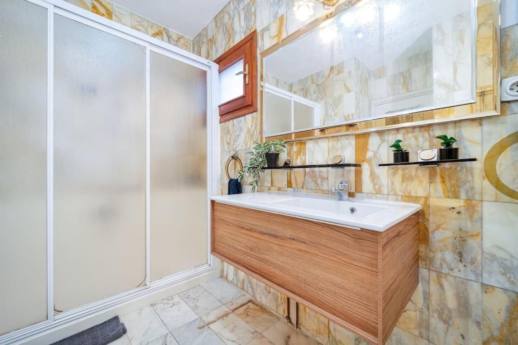 P CasaCafe Madrid Calle Carlos Dubois 3 - Resim 42