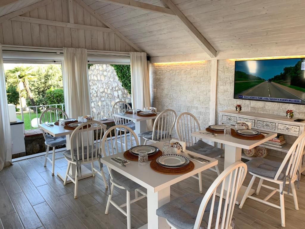 TV a/nebo společenská místnost v ubytování Bettola del Re home boutique b&b
