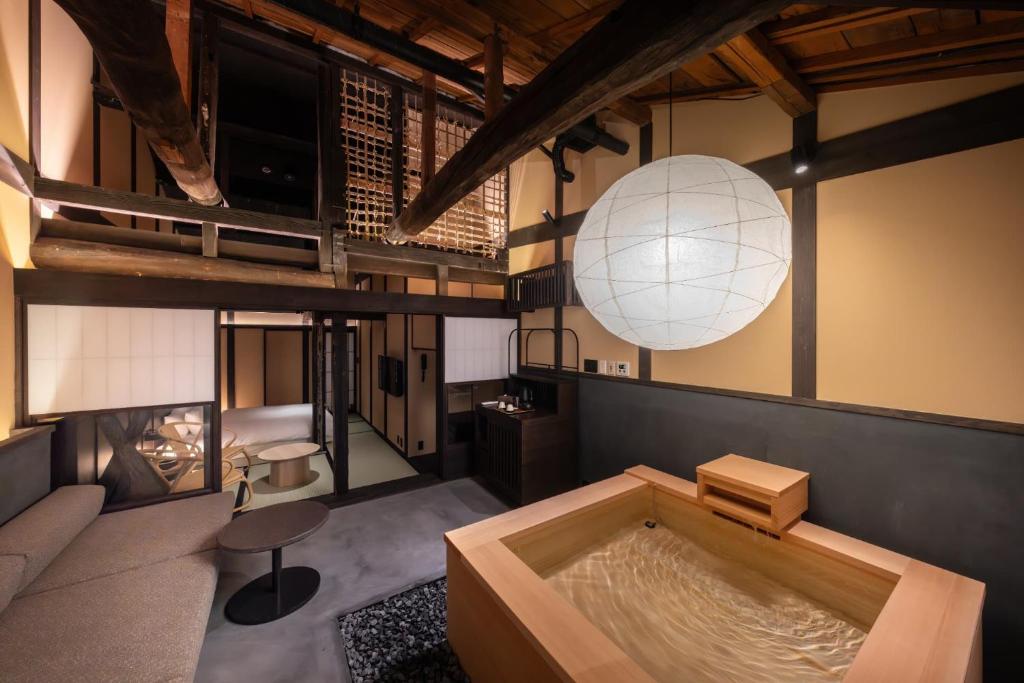 Posezení v ubytování Nazuna Kyoto Higashi Honganji