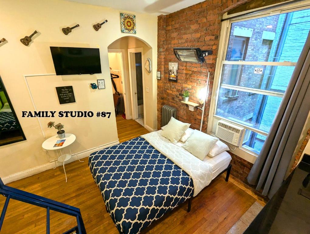 NYC Empire Apartments - Family Studio #87
