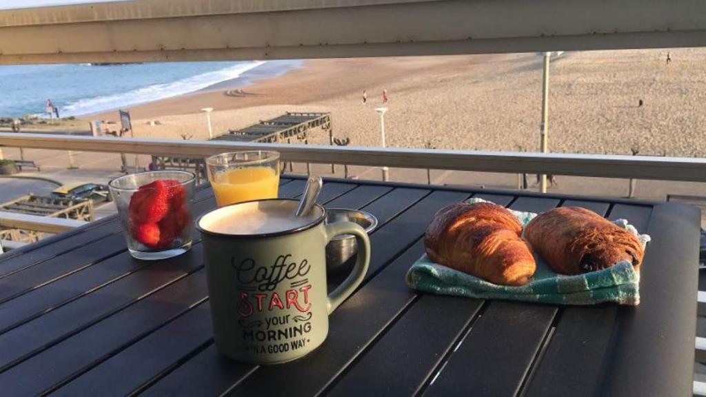 Frühstücksoptionen für Gäste der Unterkunft Anglet sables d'or - vue océan