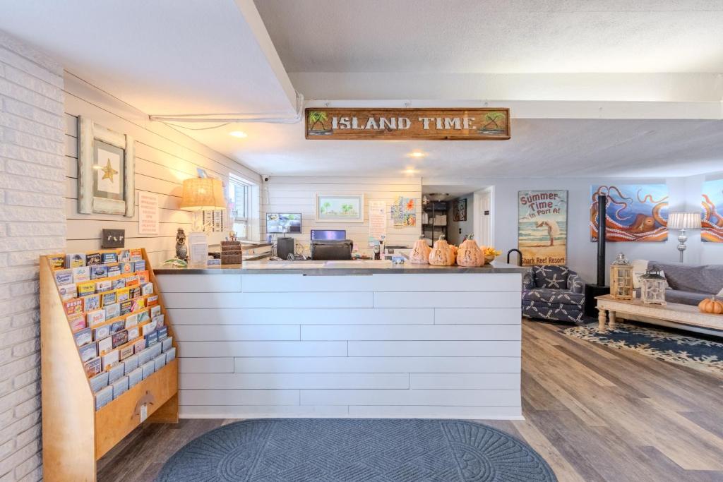 Shark Reef Resort Motel and Cottages