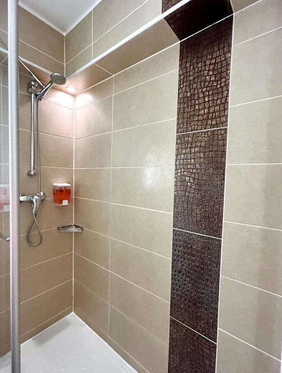 Kyriad Hotel Montpellier Centre Antigone - Resim 35