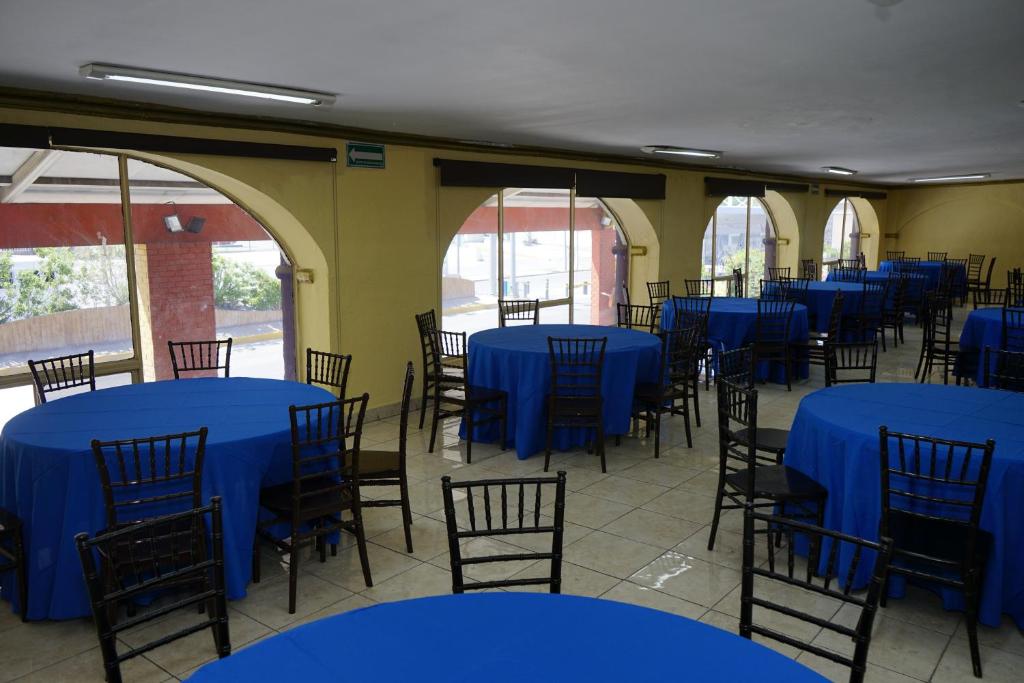 Restaurace v ubytování Hotel Meson del Barrio