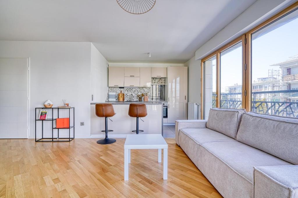 Photo de la galerie de l'établissement Charmant F2 lumineux à Colombes, à Colombes