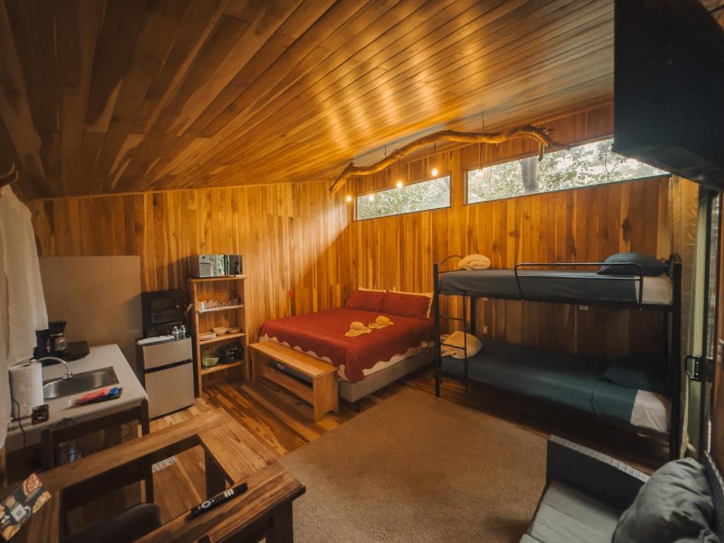 Tree House Bosque Nuboso Monteverde - シャレー
