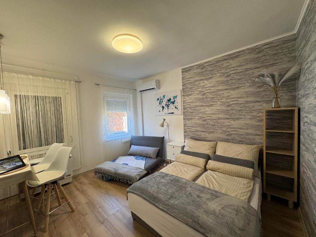 Szeged Sunshine Apartman 6722 Szeged, Bartók tér 2 3.em 13 kép - 1