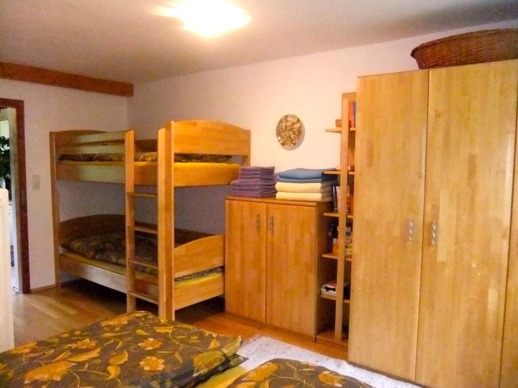 Postel nebo postele na pokoji v ubytování Enghagen Haarstube