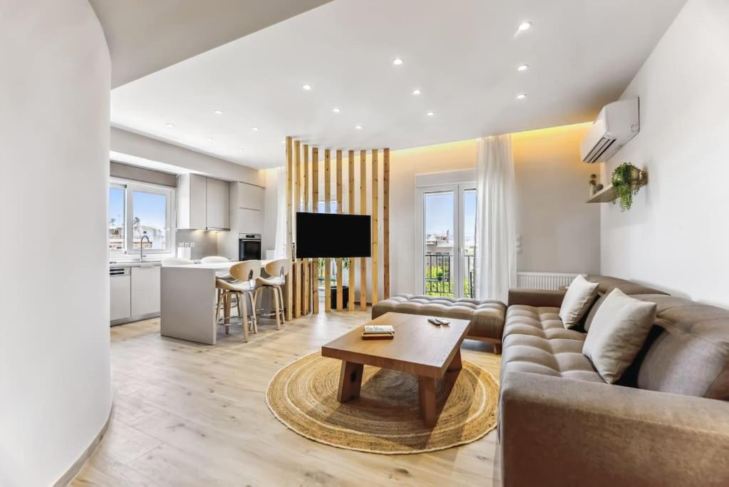Three-Bedroom Elegant City Living