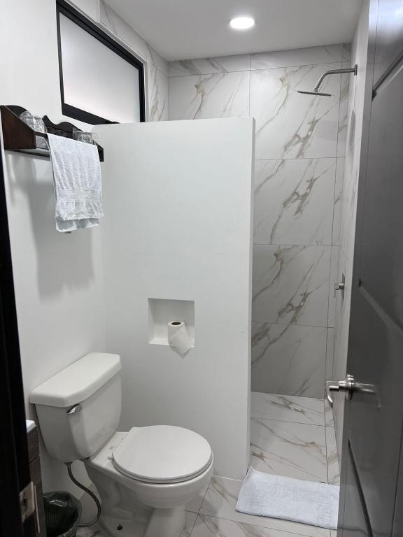 Koupelna v ubytování Hotel Naralit