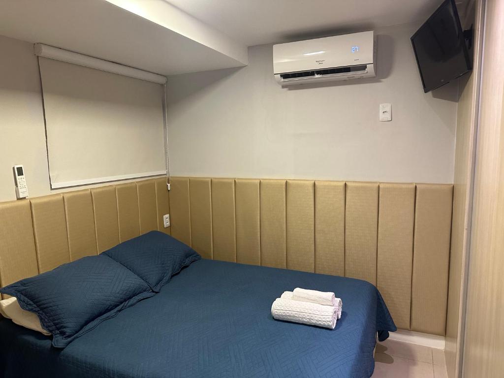 Flat Quarto e Sala, 400 metros da Praia de Boa Viagem, com Piscina, Wi-Fi 220Mbps - 家庭工作室