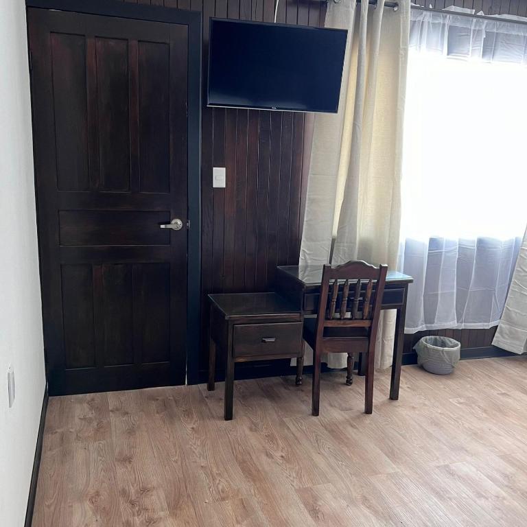 TV a/nebo společenská místnost v ubytování Hotel Naralit