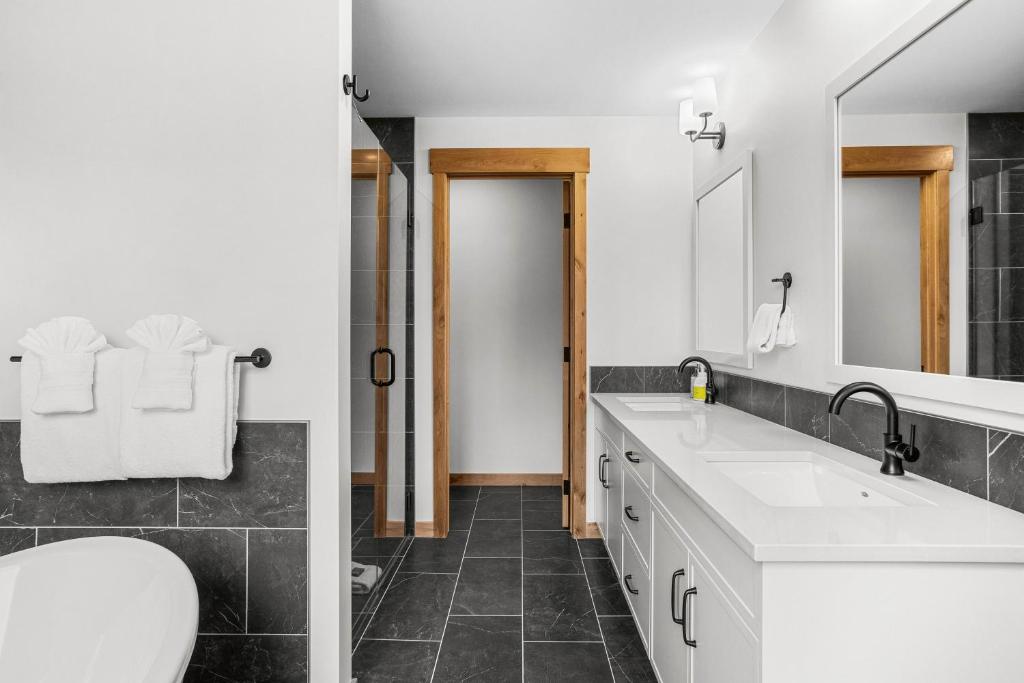 Spring Creek Luxury - managed by Little Sister Getaways - Resim 24