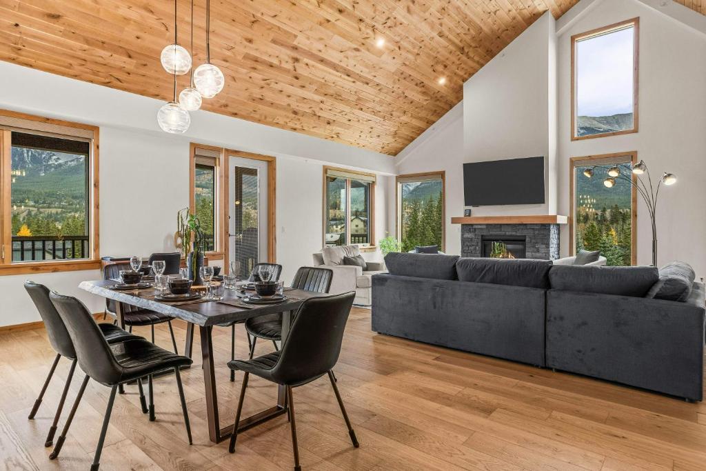 Spring Creek Luxury - managed by Little Sister Getaways - Resim 37