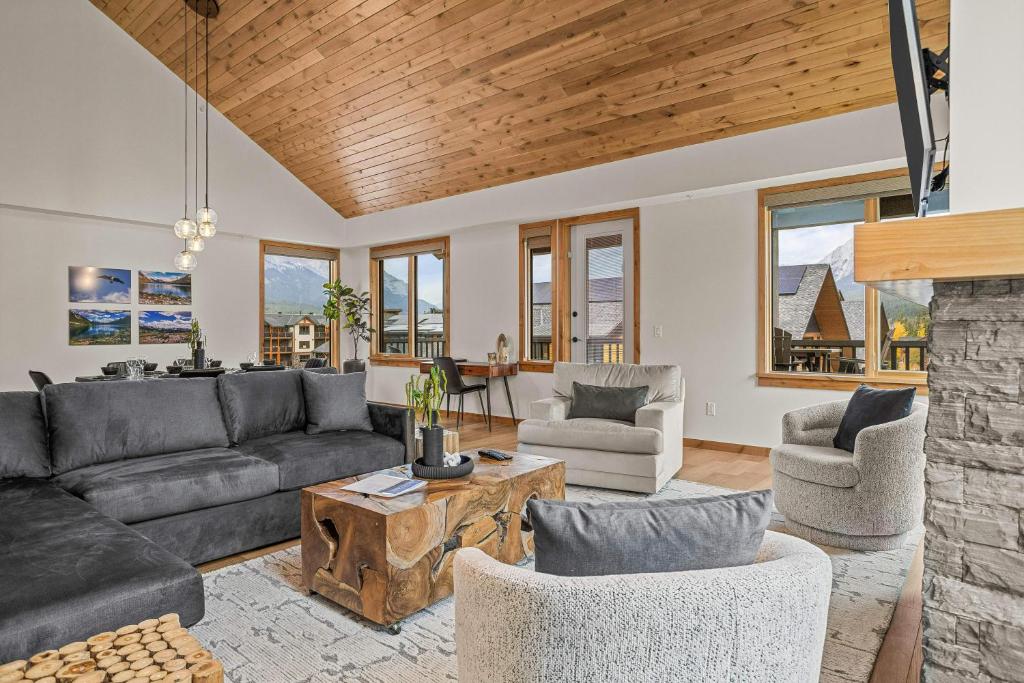 Spring Creek Luxury - managed by Little Sister Getaways - Resim 35