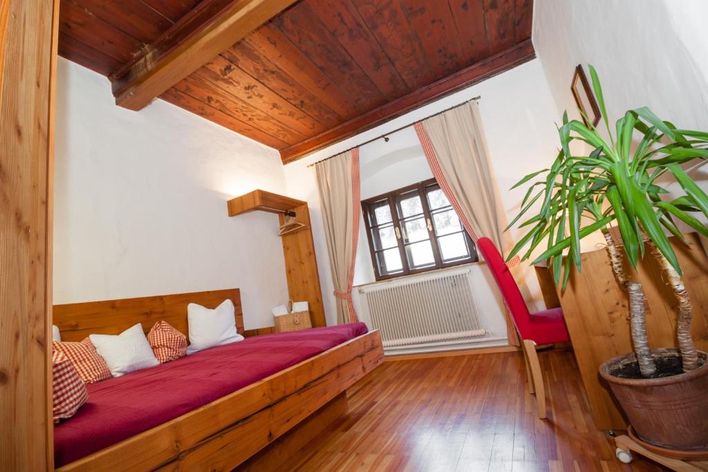 Posteľ alebo postele v izbe v ubytovaní Hotel Fahrnberger
