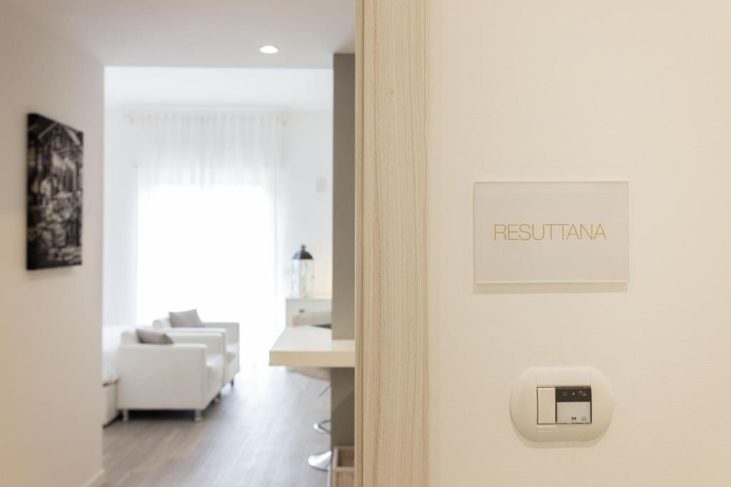 Palermo ai Leoni - Apartamento Con Balcón