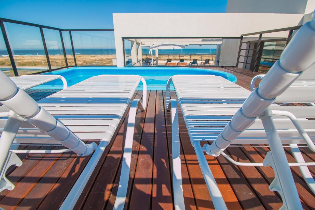  Ponta dos Molhes Beach Flat