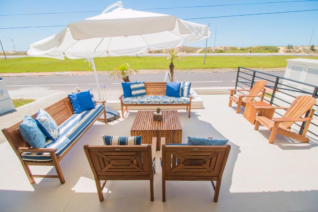  Ponta dos Molhes Beach Flat