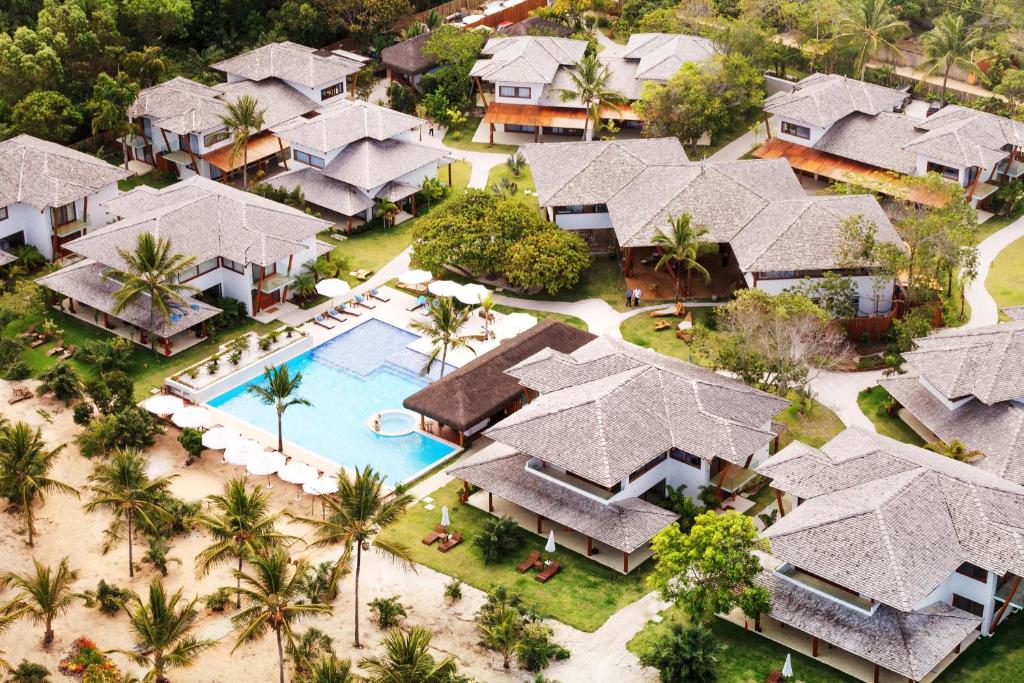 Bazén v ubytování Campo Bahia Hotel Villas Spa nebo v jeho okolí