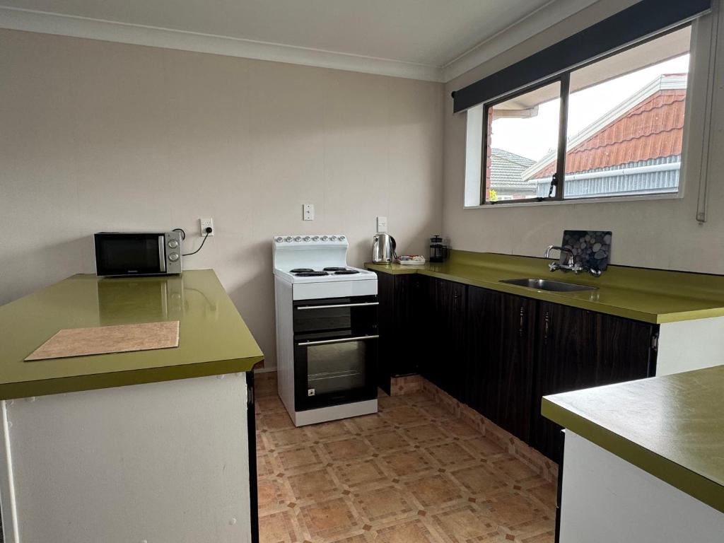 Cucina o angolo cottura di Accommodation Gateway Motel