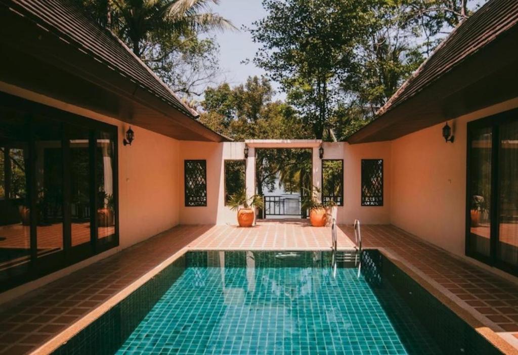 Bazén v ubytování Kooncharaburi Resort - Koh Chang nebo v jeho okolí