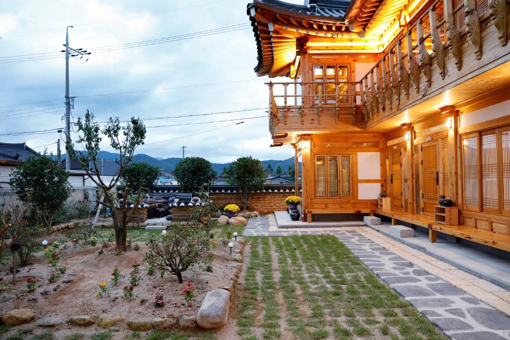 Zahrada ubytování Hanok stay Mokhyang