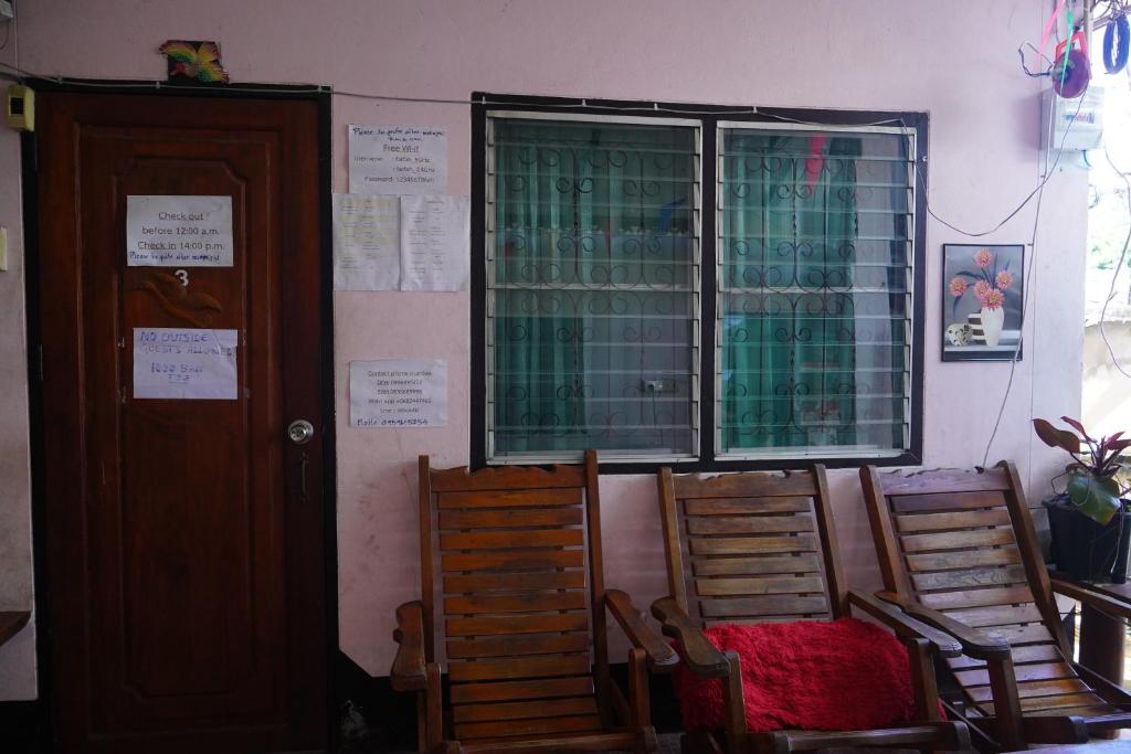 Posezení v ubytování Paifah Hostel