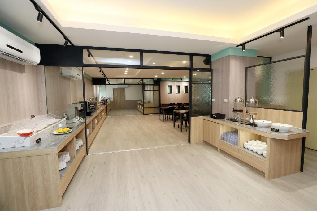 Kuchyň nebo kuchyňský kout v ubytování Hoya Resort Hotel Chiayi