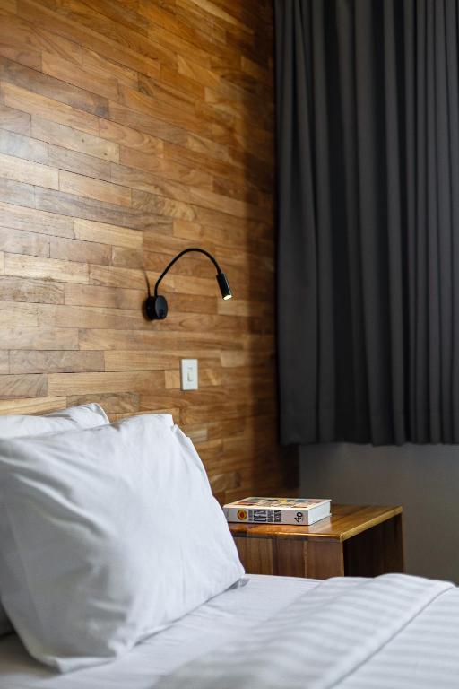 Postel nebo postele na pokoji v ubytování Surf Motel